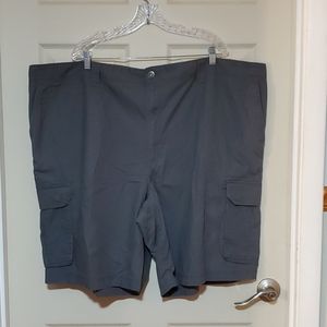 BIG men cargo shorts.(204)